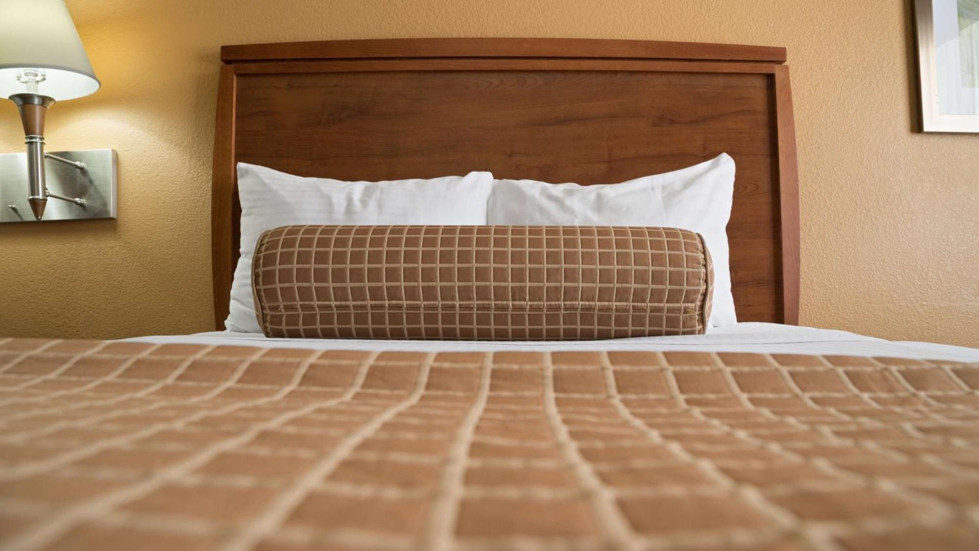 Best Western Angleton Inn Экстерьер фото